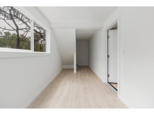 5670 JASMINE Ave, Cloverdale, OR 97112