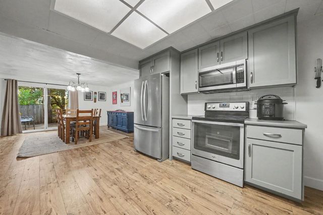 13799 Irishtown Rd, Pine Grove, CA 95665