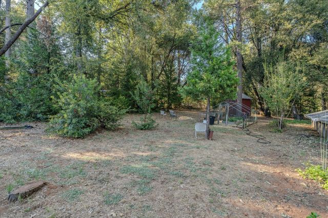 13799 Irishtown Rd, Pine Grove, CA 95665