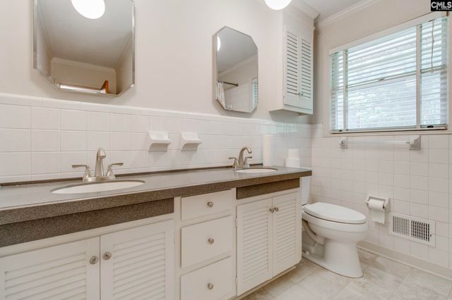 2119 East Lane, Camden, SC 29020