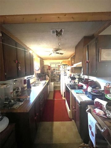 604 Broken Arrow, Quinlan, TX 75474