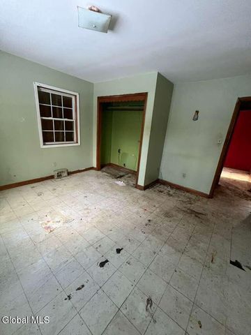 655 Fillmore Avenue, Niskayuna, NY 12304