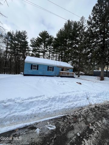 655 Fillmore Avenue, Niskayuna, NY 12304