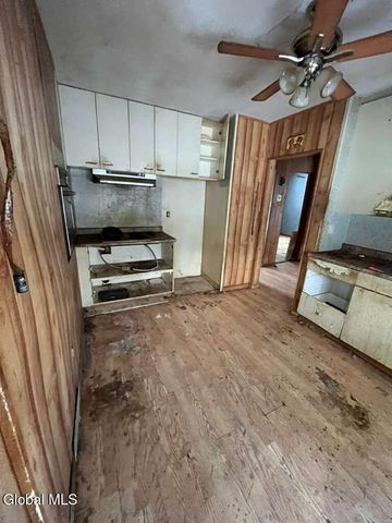 655 Fillmore Avenue, Niskayuna, NY 12304