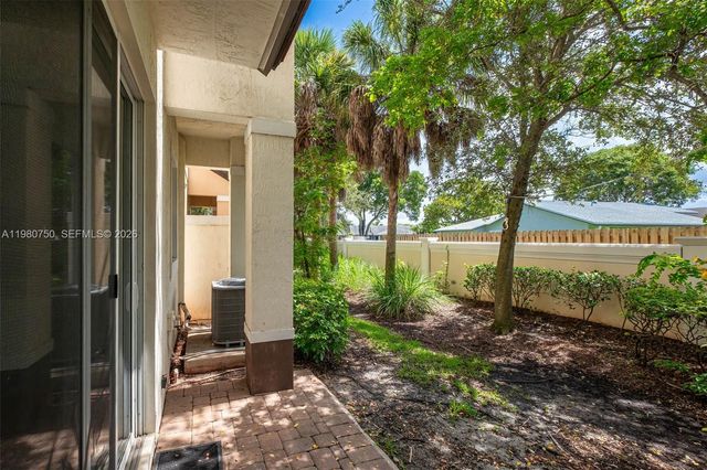 7661 NW 88th Terrace 0, Tamarac, FL 33321