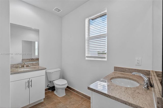 7661 NW 88th Terrace 0, Tamarac, FL 33321