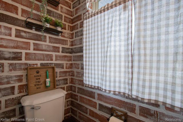 2851 Onagon Trail, Waterford Charter Township, MI 48328