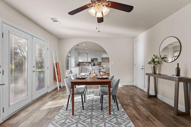 3835 Riverview Drive, Redding, CA 96001