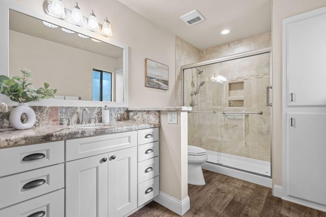 3835 Riverview Drive, Redding, CA 96001