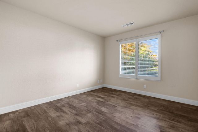 3835 Riverview Drive, Redding, CA 96001