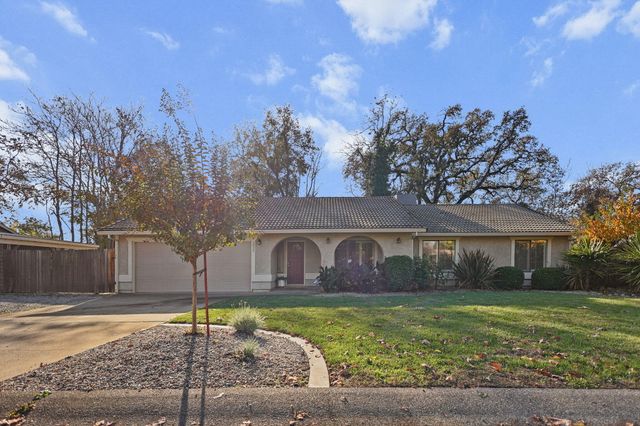 3835 Riverview Drive, Redding, CA 96001