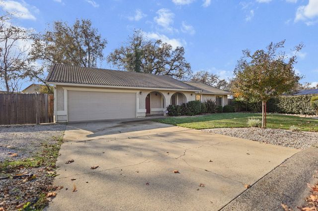 3835 Riverview Drive, Redding, CA 96001