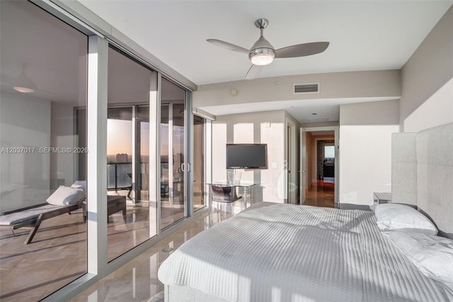 17121 Collins Avenue 3304, Sunny Isles Beach, FL 33160