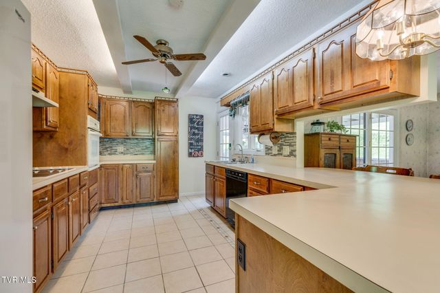 638 Fox Meadow Lane, Bristol, VA 24201
