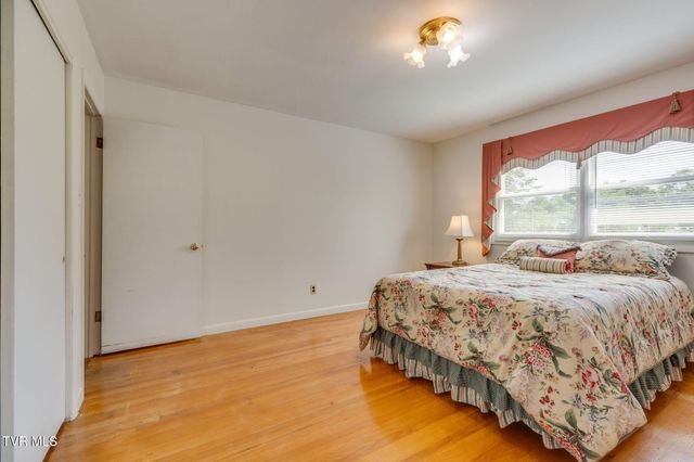 638 Fox Meadow Lane, Bristol, VA 24201