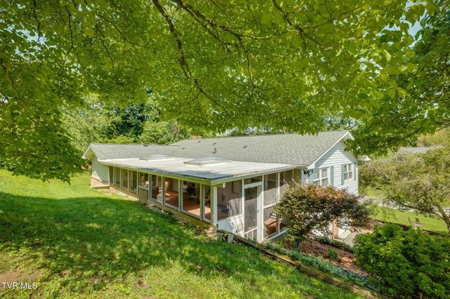 638 Fox Meadow Lane, Bristol, VA 24201
