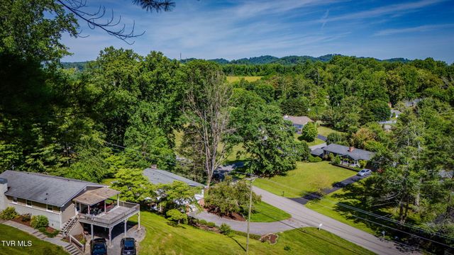 638 Fox Meadow Lane, Bristol, VA 24201