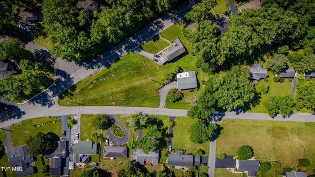 638 Fox Meadow Lane, Bristol, VA 24201