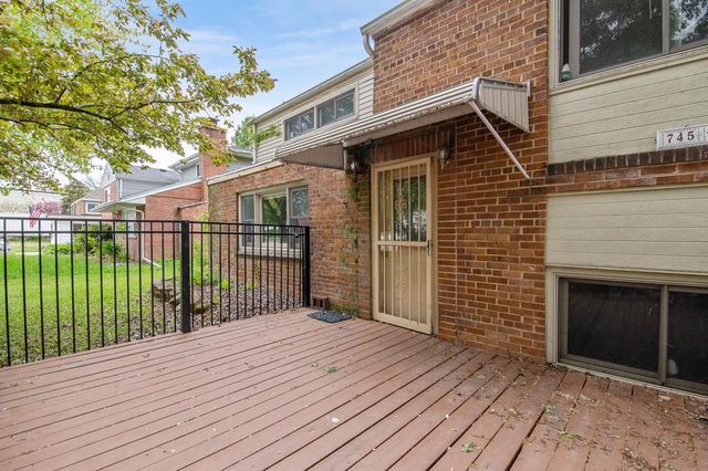 745 CARVER LANE, Menasha, WI 54952
