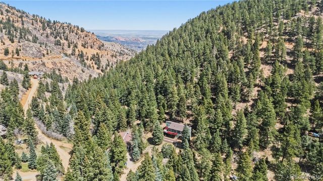 5130 Neeper Valley Road, Manitou Springs, CO 80829