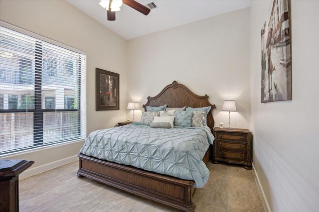 4915 Evergreen Street, Bellaire, TX 77401