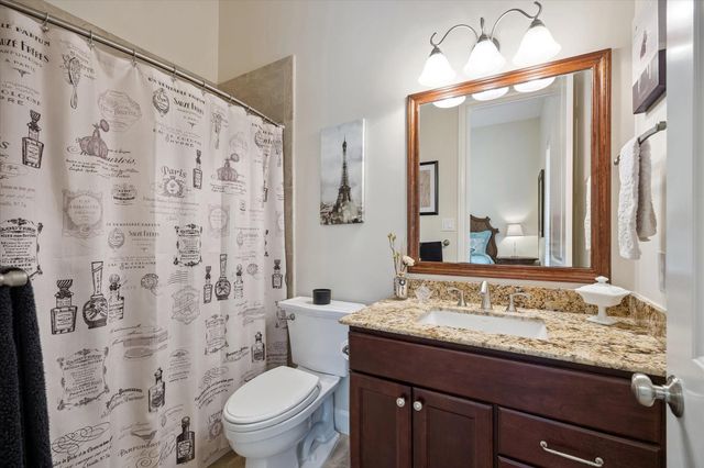 4915 Evergreen Street, Bellaire, TX 77401