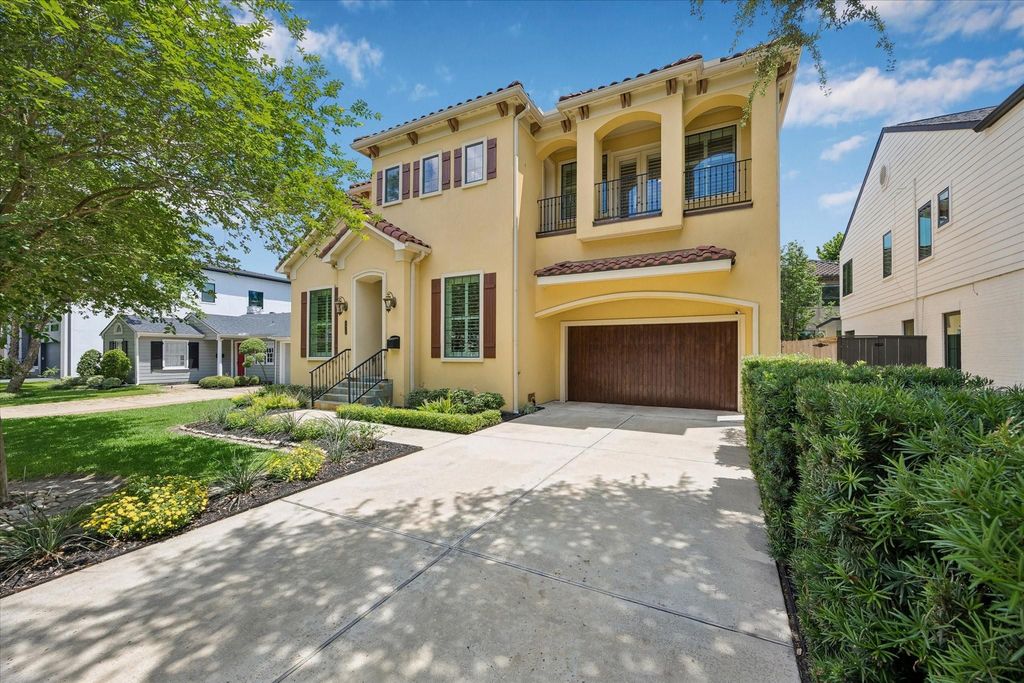 4915 Evergreen Street, Bellaire, TX 77401