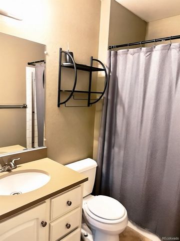 19156 E Arizona Place, Aurora, CO 80017