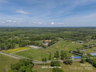 855 Phillips Road, Columbus, NC 28722