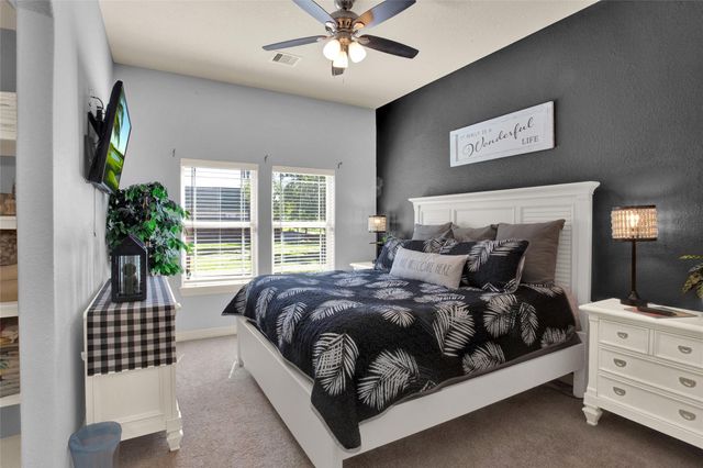 5409 Forest Cove Drive, Dickinson, TX 77539