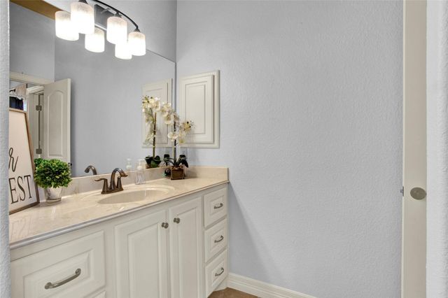 5409 Forest Cove Drive, Dickinson, TX 77539
