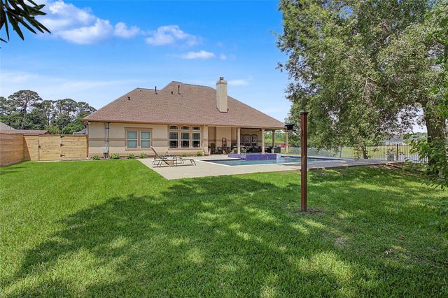 5409 Forest Cove Drive, Dickinson, TX 77539