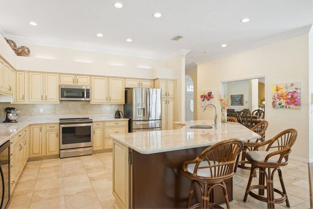 3343 CRESCENT OAKS BOULEVARD, Tarpon Springs, FL 34688