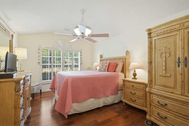 3343 CRESCENT OAKS BOULEVARD, Tarpon Springs, FL 34688