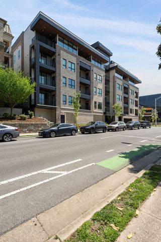 1014 16th Ave S Unit 107, Nashville, TN 37212
