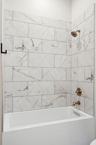 1014 16th Ave S Unit 107, Nashville, TN 37212