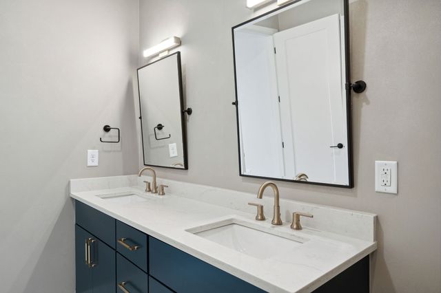 1014 16th Ave S Unit 107, Nashville, TN 37212