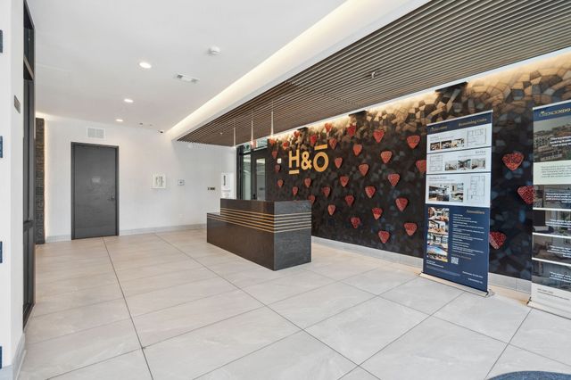 1014 16th Ave S Unit 107, Nashville, TN 37212