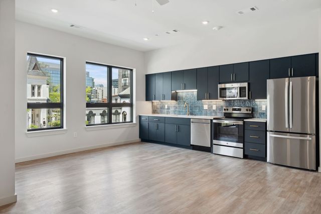 1014 16th Ave S Unit 107, Nashville, TN 37212