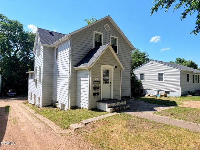 618 N 19th Street, Bismarck, ND 58501 property photo