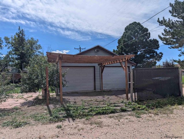 3020 CRIBBON AVE, Cheyenne, WY 82001