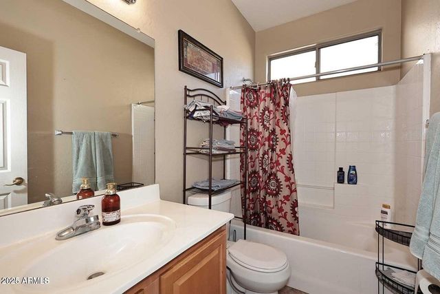 1765 N AGAVE Street, Casa Grande, AZ 85122