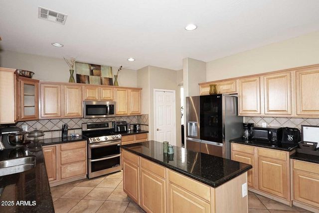1765 N AGAVE Street, Casa Grande, AZ 85122