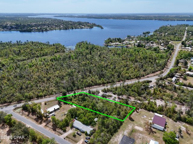 5413 Bayhead Road, Youngstown, FL 32466