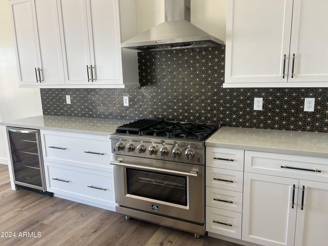 4237 E 4TH Avenue, Apache Junction, AZ 85119