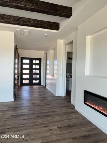 4237 E 4TH Avenue, Apache Junction, AZ 85119