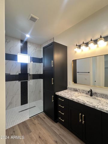 4237 E 4TH Avenue, Apache Junction, AZ 85119