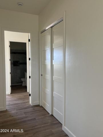 4237 E 4TH Avenue, Apache Junction, AZ 85119