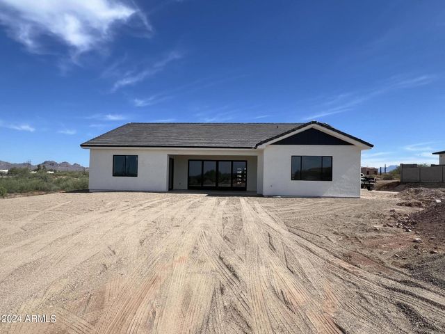 4237 E 4TH Avenue, Apache Junction, AZ 85119