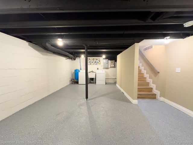 6596 MAPLE Drive, Independence Charter Township, MI 48346